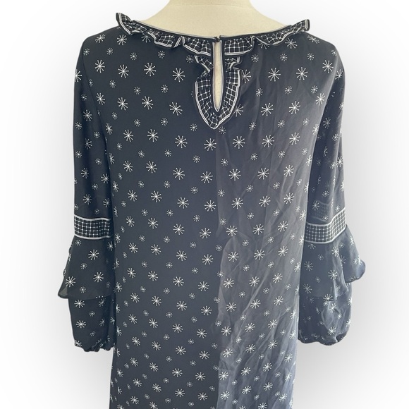 NWT MAX STUDIO Long Ruffle Sleeve Shift Dress, Medium - Picture 6 of 9